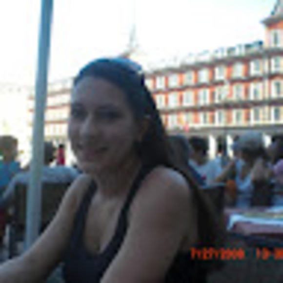 Meet your Posher, Andrea - Picture 1 of 1